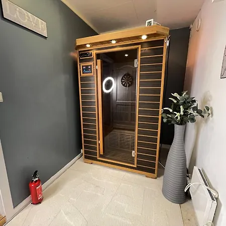 - Billiard Sauna Leilighet *